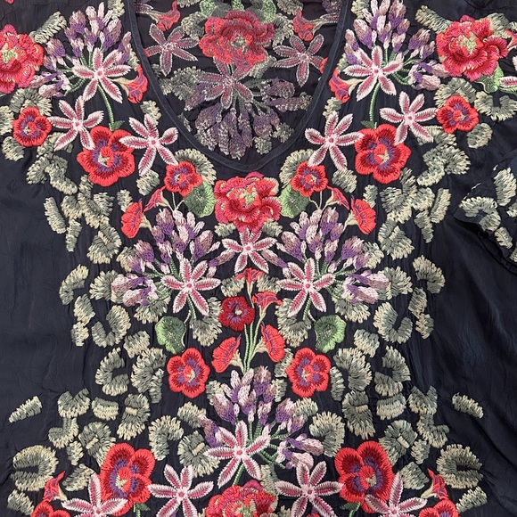 Johnny Was Black Floral Embroidered Blouse - Picture 3 of 6